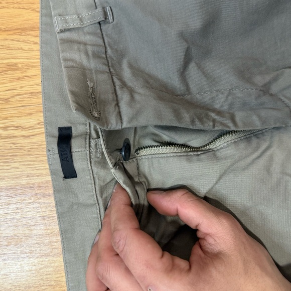 Abercrombie & Fitch Men's Brown Cargo Pants - Picture 4 of 9